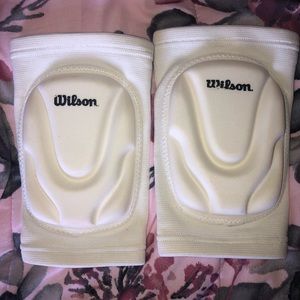 Wilson Sporting Goods Standard Volleyball Kneepads